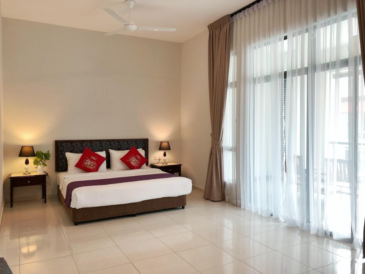 The Bliss Malacca Екстериор снимка